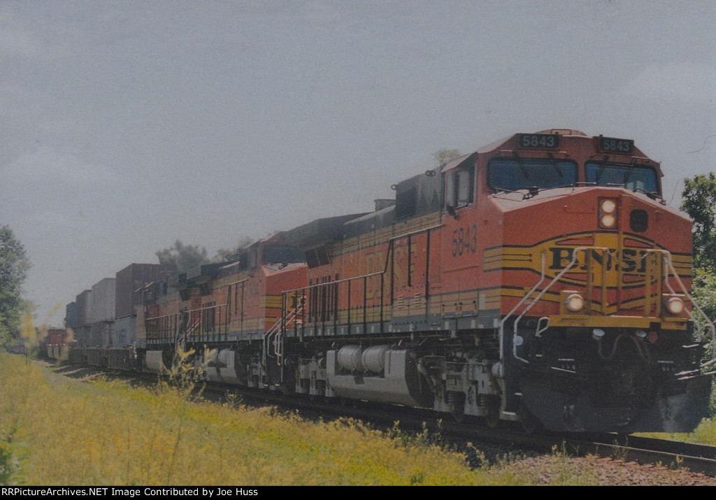 BNSF 5843 West